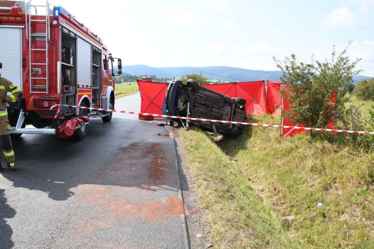 Tragiczny wypadek w Czekaju. Jedna osoba nie żyje 1 - Polskie Radio Rzeszów Tragiczny wypadek w Czekaju. Jedna osoba nie żyje