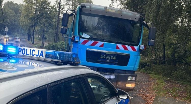 Kierowca ciężarówki pod wpływem amfetaminy. Spowodował kolizję i uciekł 1 - Polskie Radio Rzeszów Kierowca ciężarówki pod wpływem amfetaminy. Spowodował kolizję i uciekł