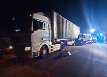 Policyjny dozór i zarzuty dla 40-latka za spowodowanie groźnego wypadku w Medyce