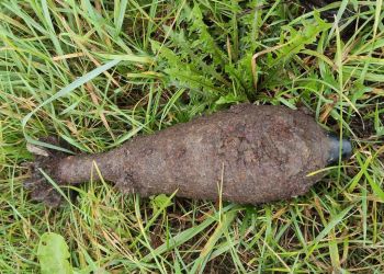 Niewybuch w przydrożnym rowie. Akcja służb w powiecie stalowowolskim