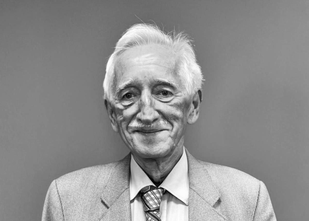 Dziś pogrzeb adwokata Władysława Finiewicza – miał 81 lat 6 - Polskie Radio Rzeszów Dziś pogrzeb adwokata Władysława Finiewicza – miał 81 lat