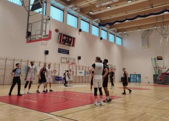 Miasto Szkła Krosno drugi raz z rzędu mistrzem Podkarpacia w koszykówce [ZDJĘCIA]