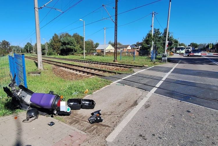 62-latek wjechał na czerwonym świetle na przejazd kolejowy. Miał blisko promil alkoholu we krwi 1 - Polskie Radio Rzeszów 62-latek wjechał na czerwonym świetle na przejazd kolejowy. Miał blisko promil alkoholu we krwi