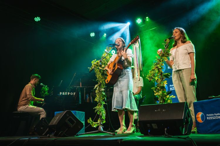 Akustyczny mini koncert Agi Laury w naszym studiu [ZDJĘCIA]