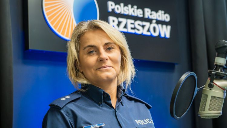 Policjanci na Pikniku Rodzinnym Radia Rzeszów 1 - Polskie Radio Rzeszów Policjanci na Pikniku Rodzinnym Radia Rzeszów