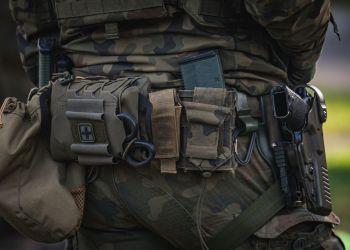 Sondaż: Niemal połowa Polaków nie zgłosiłaby do obrony kraju w przypadku zagrożenia wojną