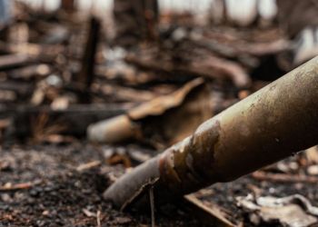 Sztab Generalny WP: Nie należy zbliżać się, dotykać ani przenosić zestrzelonych dronów lub ich fragmentów