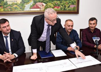 Nowe chodniki i ścieżki rowerowe w Sędziszowie Małopolskim – umowa podpisana