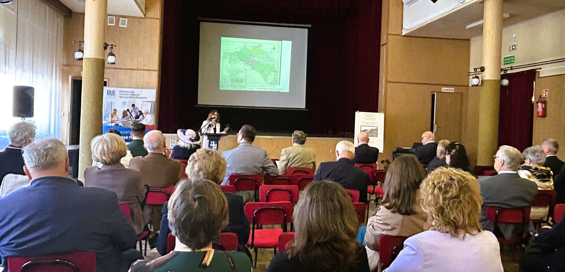 Wybitne osobowości małych miast tematem konferencji w Wielopolu Skrzyńskim 7 - Polskie Radio Rzeszów Wybitne osobowości małych miast tematem konferencji w Wielopolu Skrzyńskim