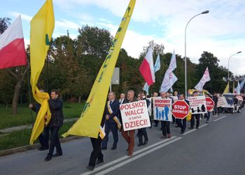 Marsz dla Życia i Rodziny przeszedł ulicami Rzeszowa [ZDJĘCIA]