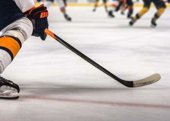 Inauguracyjna porażka hokeistów STS Sanok