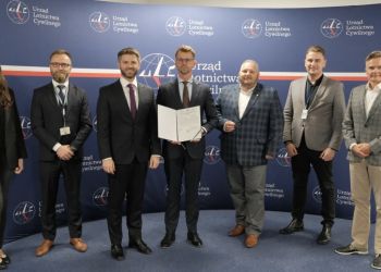 Lotnisko Mielec otrzymało prestiżowy certyfikat Urzędu Lotnictwa Cywilnego