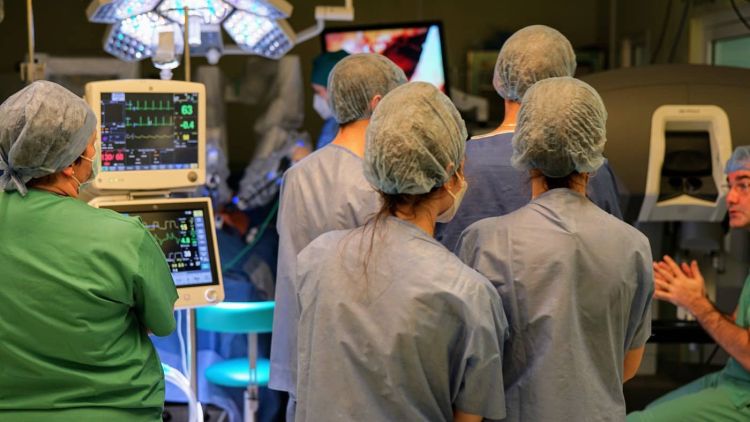 Robot medyczny coraz bliżej. Rzeszowscy radni zabezpieczyli środki