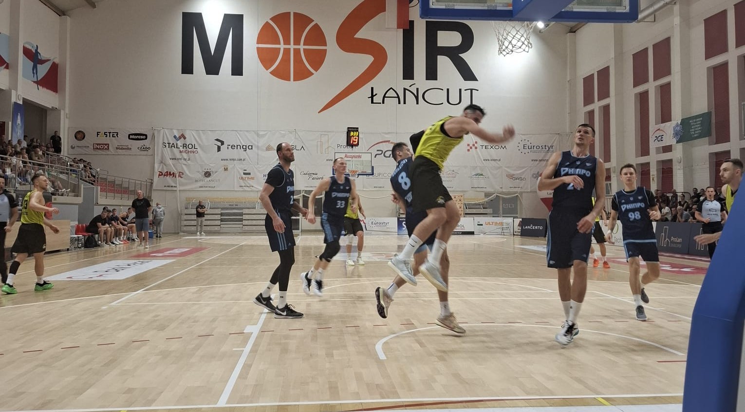 Koszykarze Sokoła Łańcut pokonali ukraińskiego mistrza