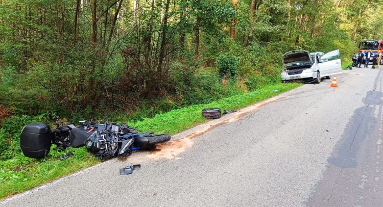 Wypadek w Dulczy Wielkiej. Motocyklista trafił do szpitala