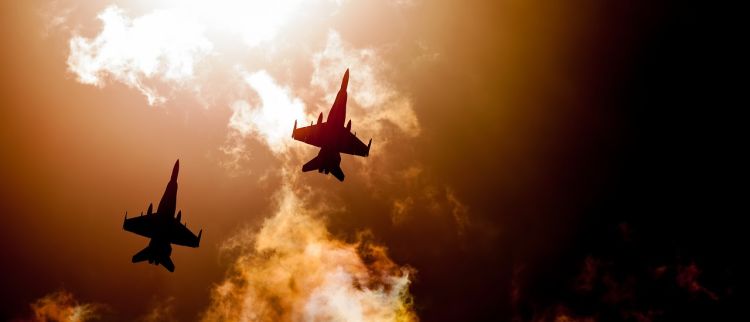 40 zabitych w atakach Izraela; wojsko zburzyło kolejny wieżowiec