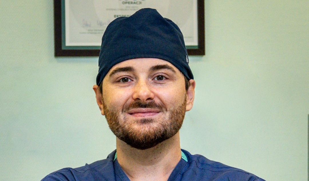 Dr Jakub Kempisty z USK Rzeszów mianowany proktorem chirurgii robotycznej