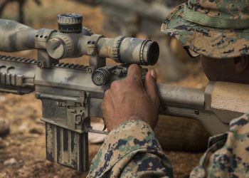 Holenderski dziennik: Izraelscy snajperzy mieli strzelać do dzieci w Gazie