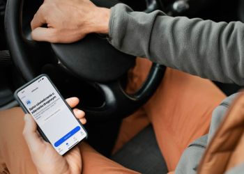 mStłuczka już w aplikacji mObywatel. Wygodne oświadczenie po kolizji bez papierów