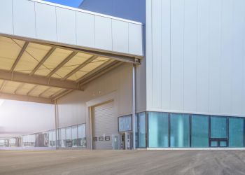 Nowa hala produkcyjno-magazynowa w Tarnobrzegu-Machowie. Inwestycja za 27 mln zł