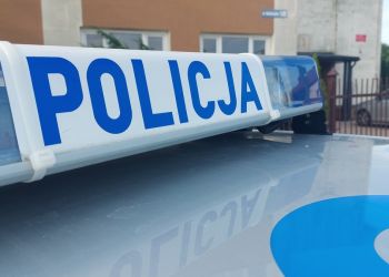 Oszuści przekonali seniora, że ktoś włamał się na jego konto. Stracił prawie pół miliona złotych