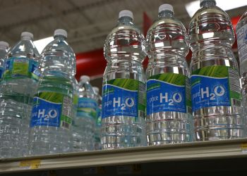 Badanie: mniej niż połowa Polaków wie, jak będzie działał system kaucyjny