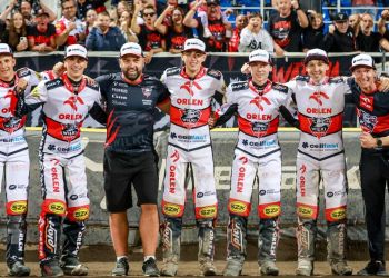 Młoda Wataha bezkonkurencyjna na własnym torze