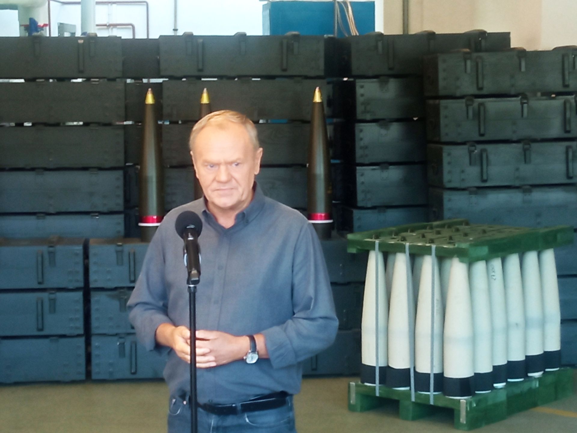 Premier Donald Tusk spotkał się w Nowej Dębie z władzami Polskiej Grupy Zbrojeniowej - Polskie Radio Rzeszów