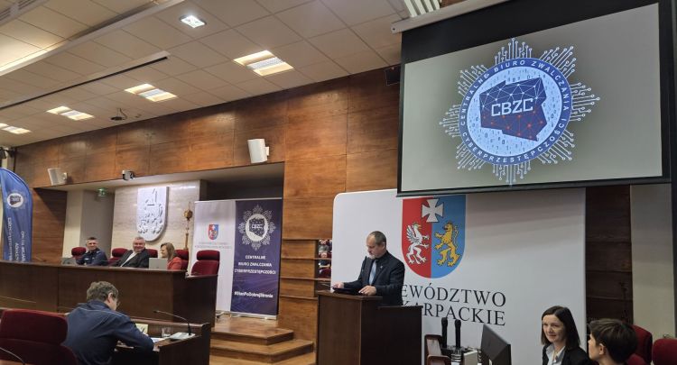 Podkarpackie samorządy uczą się bronić przed hakerami