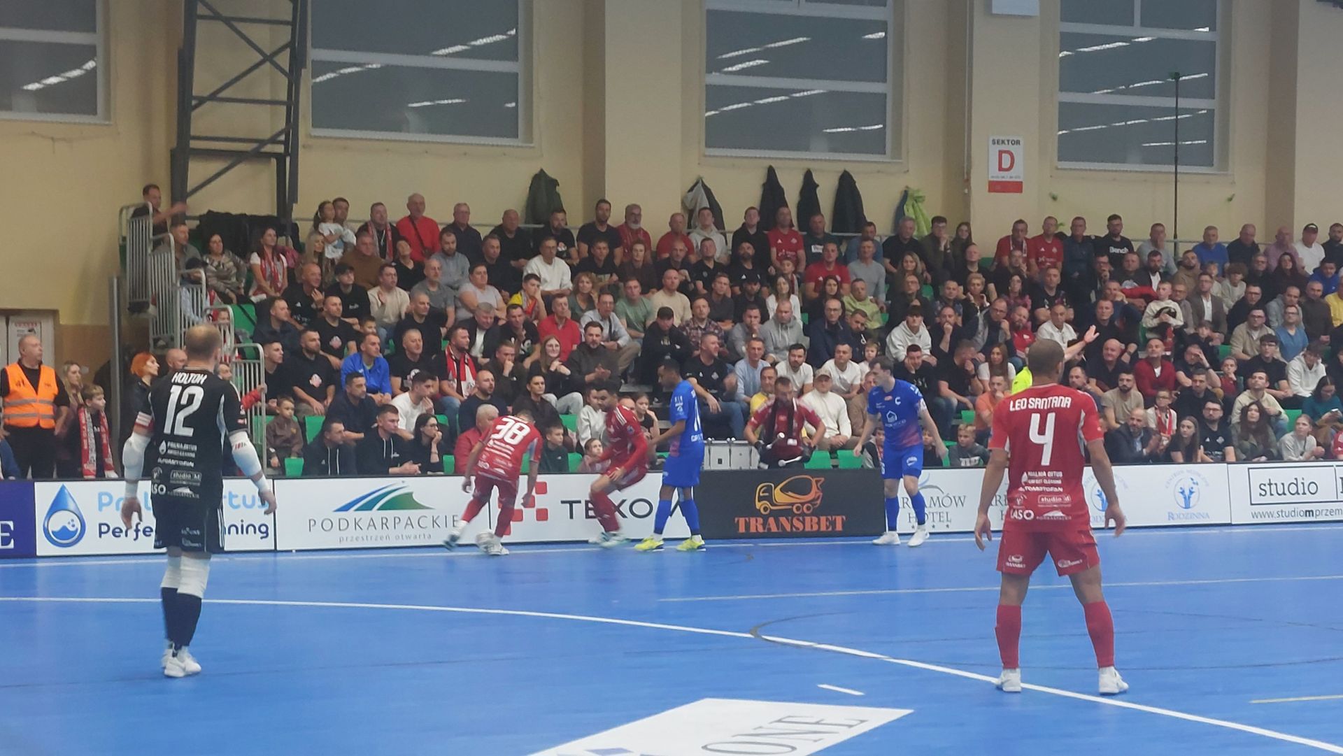 Lider z Przemyśla pokonał wicemistrza Polski