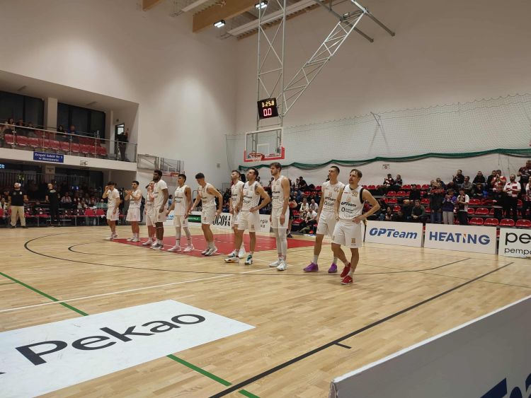 Koszykarze Resovii „rzutem na taśmę” wygrali mecz 6. kolejki I ligi [ZDJĘCIA i VIDEO]