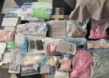 CBZC z Rzeszowa rozbiło grupę przestępczą. Handlarze narkotyków wykorzystywali darknet i paczkomaty [ZDJĘCIA]