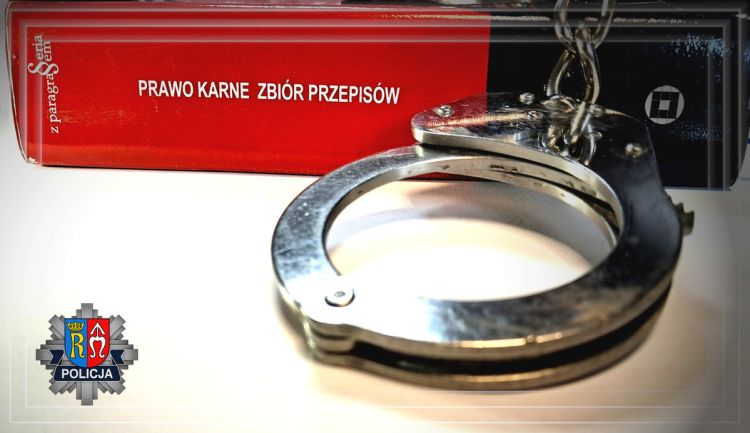 21-latek poszukiwany listem gończym zatrzymany w Ropczycach