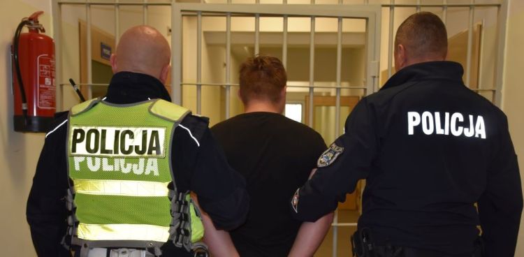 Sąd skazał pijanego 19-letniego kierowcę. Dożywotni zakaz i 9 miesięcy więzienia