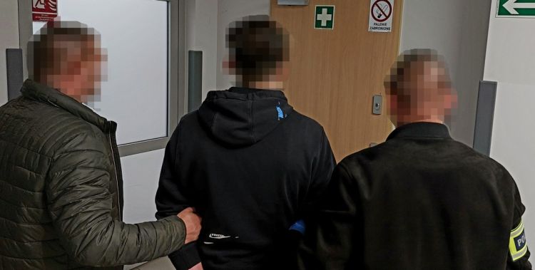 Oferował fałszywe akcje Orlenu. 83-letni senior pomógł policji w ujęciu oszusta