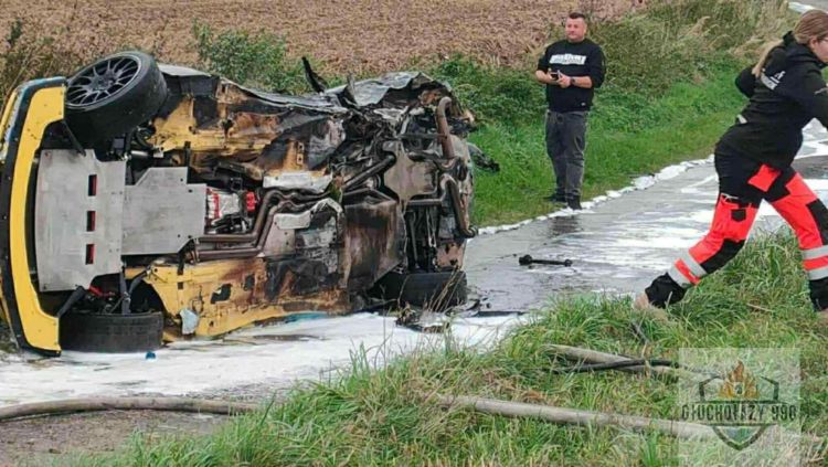 Tragiczny wypadek podczas Rajdu Nyskiego. Nie żyje kierowca Artur Sękowski 1 - Polskie Radio Rzeszów Tragiczny wypadek podczas Rajdu Nyskiego. Nie żyje kierowca Artur Sękowski