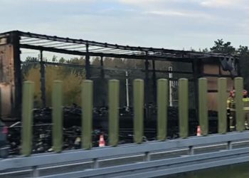 Zapaliła się naczepa na A4 [AKTUALIZACJA]