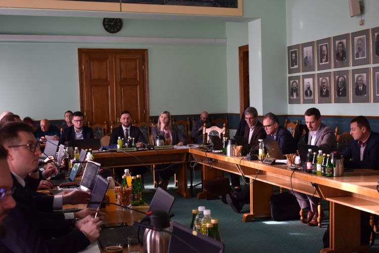 Radni Sanoka ponownie odrzucili wniosek o podniesienie podatków od nieruchomości [ZDJĘCIA]