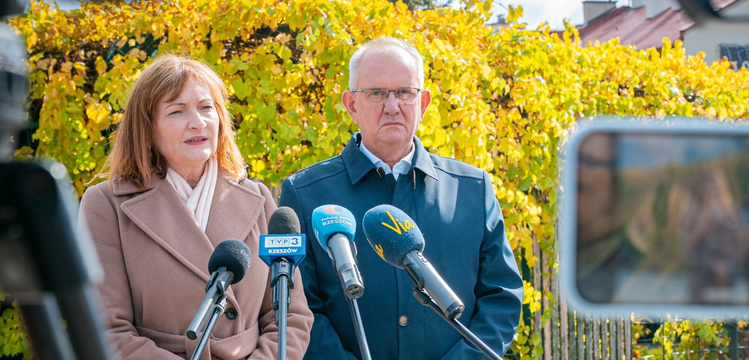 Pieniądze na onkologię w regionie. PiS: Presja społeczna przyniosła efekt