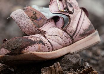 Rosyjski dron trafił w przedszkole w Charkowie, są ranne dzieci