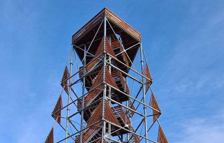 W Wisowej powstała wieża widokowa – atrakcja dla rodzin i turystów