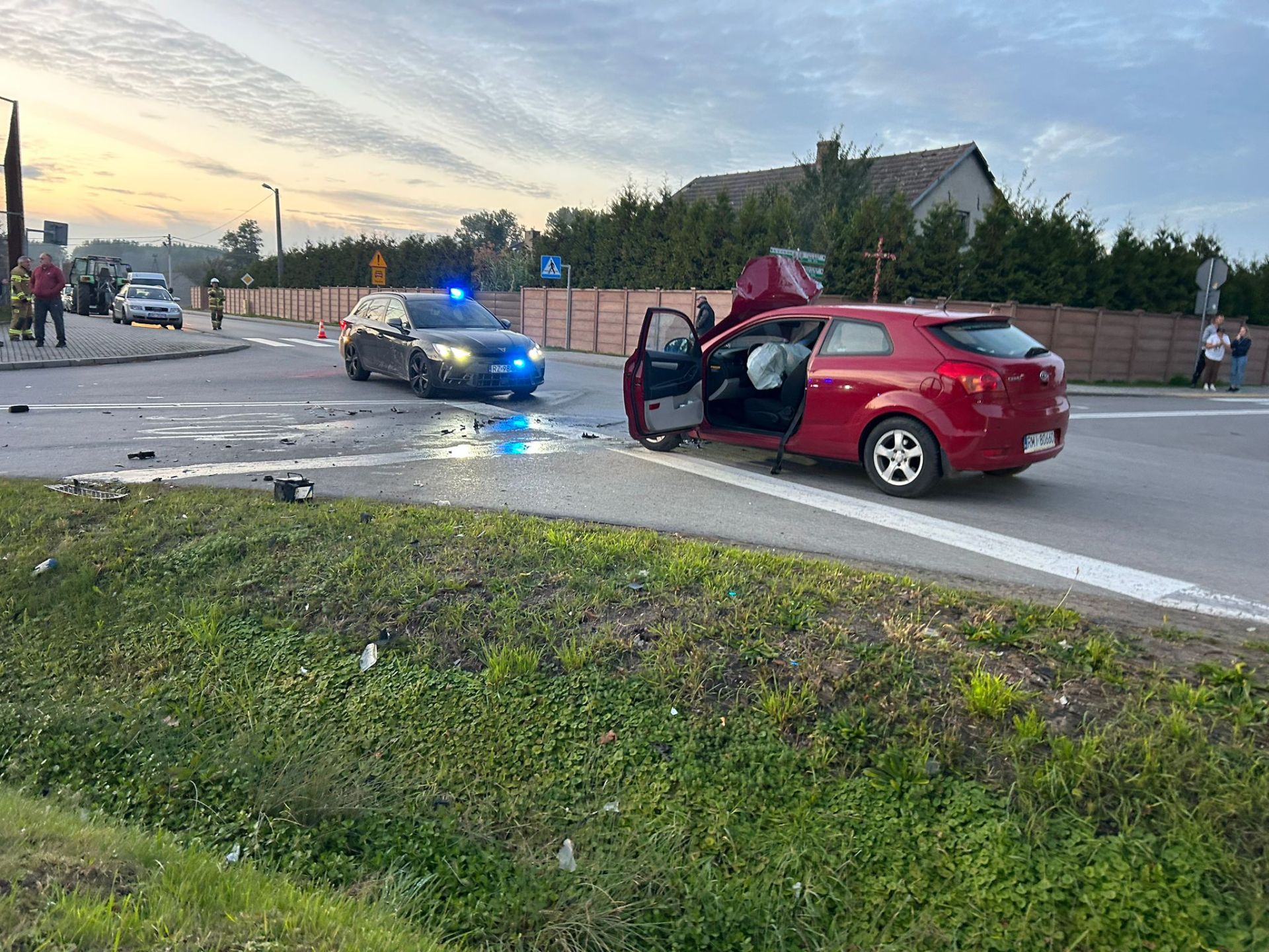 Kilka niebezpiecznych zdarzeń drogowych w powiecie mieleckim