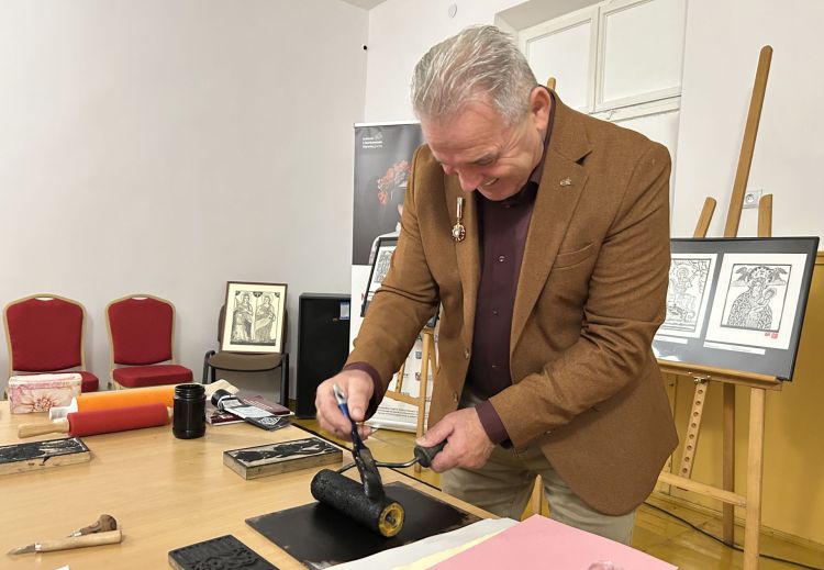 Drzeworyt płazowski w centrum uwagi podczas Międzynarodowego Dnia Niematerialnego Dziedzictwa Kulturowego 1 - Polskie Radio Rzeszów Drzeworyt płazowski w centrum uwagi podczas Międzynarodowego Dnia Niematerialnego Dziedzictwa Kulturowego