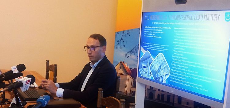 Duże inwestycje w Tarnobrzegu. Modernizacja placu, dworca i TDK coraz bliżej