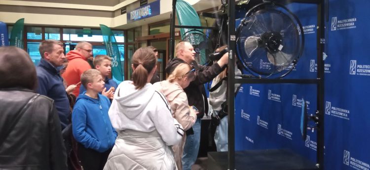 Noc nauki na Politechnice Rzeszowskiej [ZDJĘCIA]