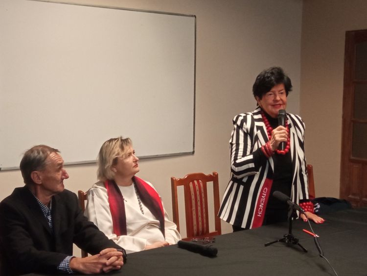 Czy inna polityka jest możliwa? W Tarnobrzegu odbyło się spotkanie otwarte z Joanną Senyszyn