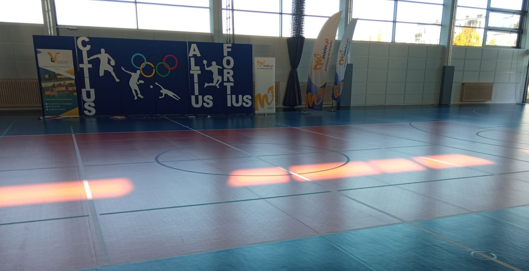 Nowa hala sportowa w ZSO w Mielcu