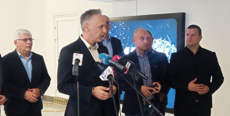 Firmy Federal Mogul i Pilkington Automotive Poland chcą współpracować z Polską Grupą Zbrojeniową