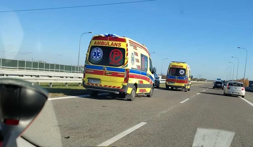Wypadki i utrudnienia na A4. Policja apeluje o ostrożność na drogach 2 - Polskie Radio Rzeszów Wypadki i utrudnienia na A4. Policja apeluje o ostrożność na drogach - Polskie Radio Rzeszów