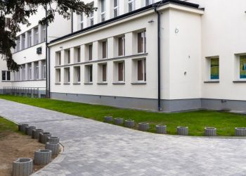 Nowy budynek Zespołu Szkół Elektronicznych w Rzeszowie prawie gotowy